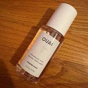 OUAI Melrose Place Fragrance Mist in White and Clear